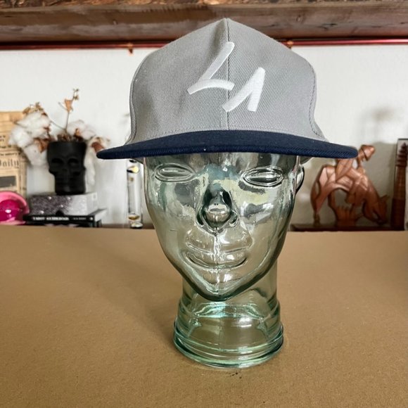 LA Galaxy Soccer Flat Bill Snapback Cap - Picture 1 of 6